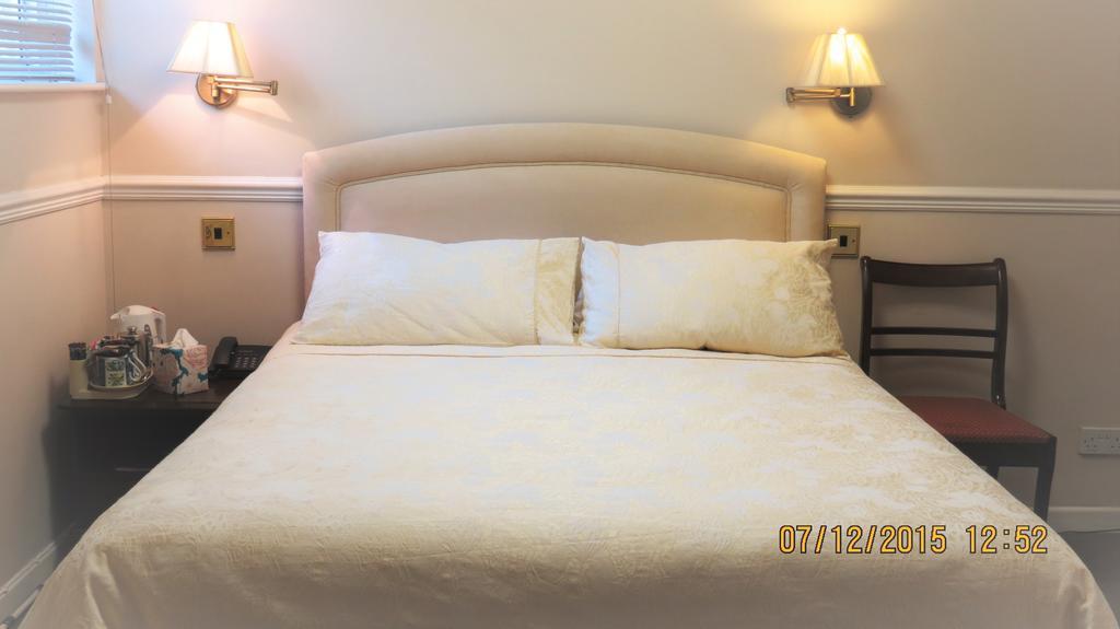 Hunters Lodge Guest House Southampton Eksteriør billede