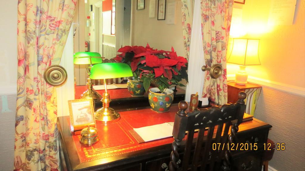Hunters Lodge Guest House Southampton Eksteriør billede
