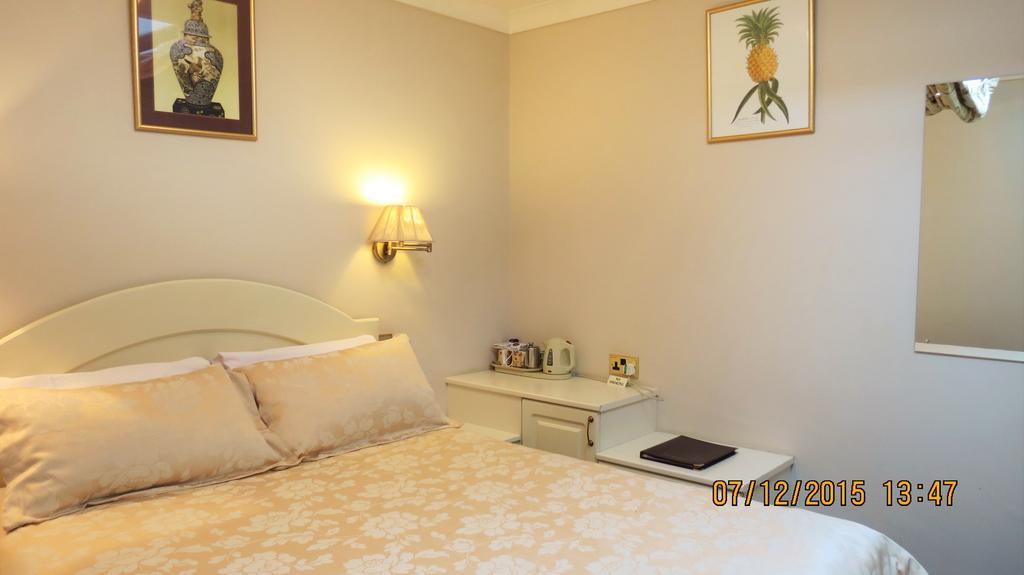 Hunters Lodge Guest House Southampton Eksteriør billede