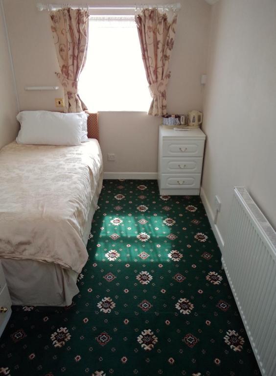 Hunters Lodge Guest House Southampton Værelse billede