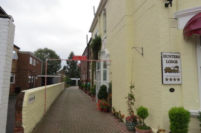 Hunters Lodge Guest House Southampton Eksteriør billede